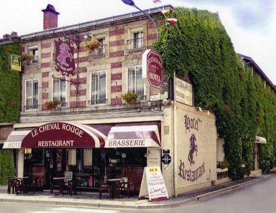 Hotel Logis Le Cheval Rouge
