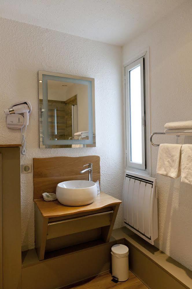 Hotel Logis Le Cheval Rouge